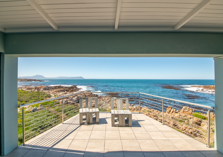 4 Bedroom Property for Sale in Sunny Seas Estate Western Cape